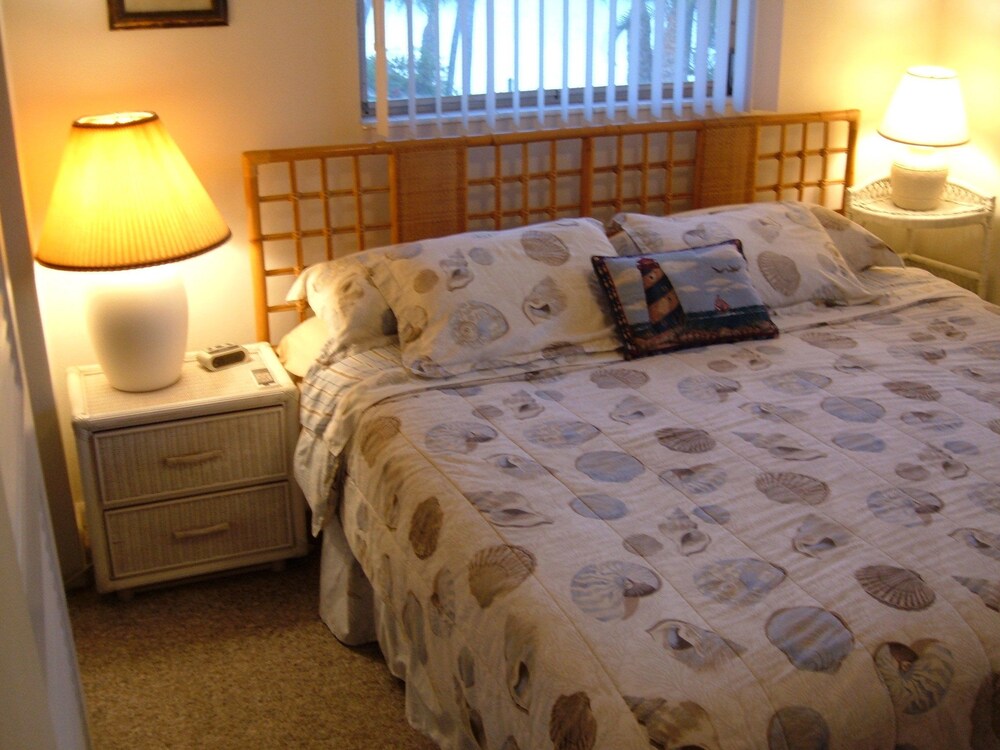 Hideaway Waterfront Resort & Hotel - photo 6