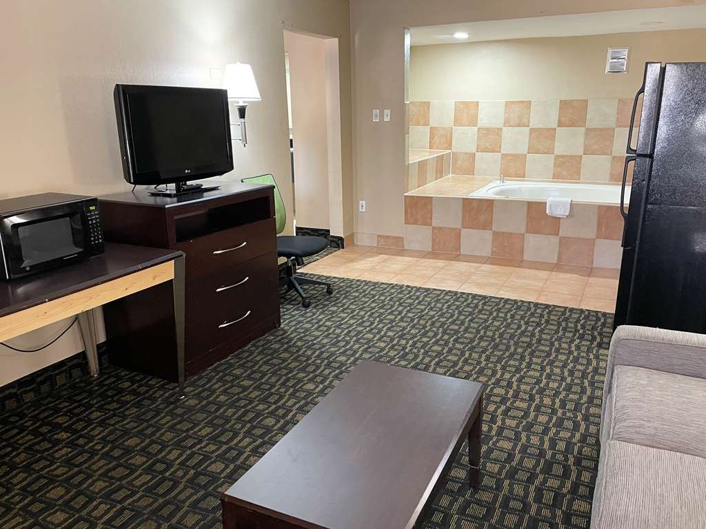 Studio 6 Suites North Richland Hills TX - photo 10