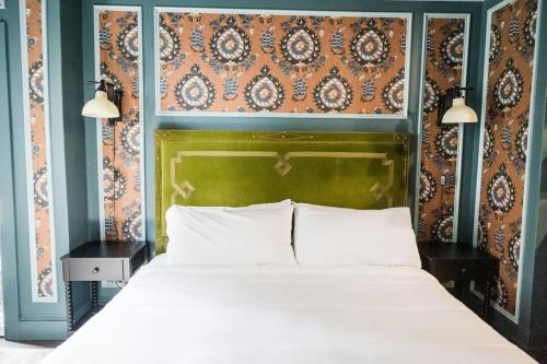The Gas Lamp Hotel 1BR Adams - photo 5