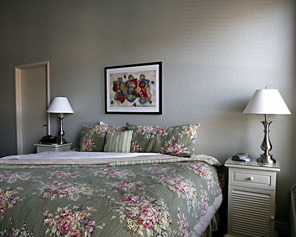 Tremont Inn on Main - photo 7