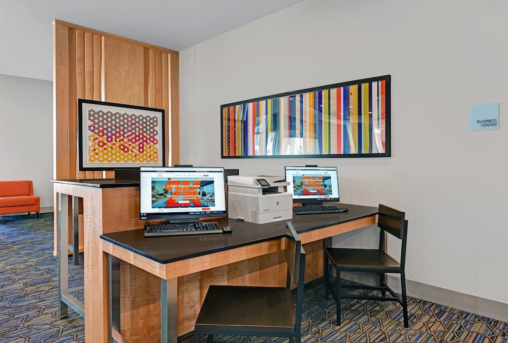 Holiday Inn Express & Suites Houston Memorial City Centre by IHG - photo 27