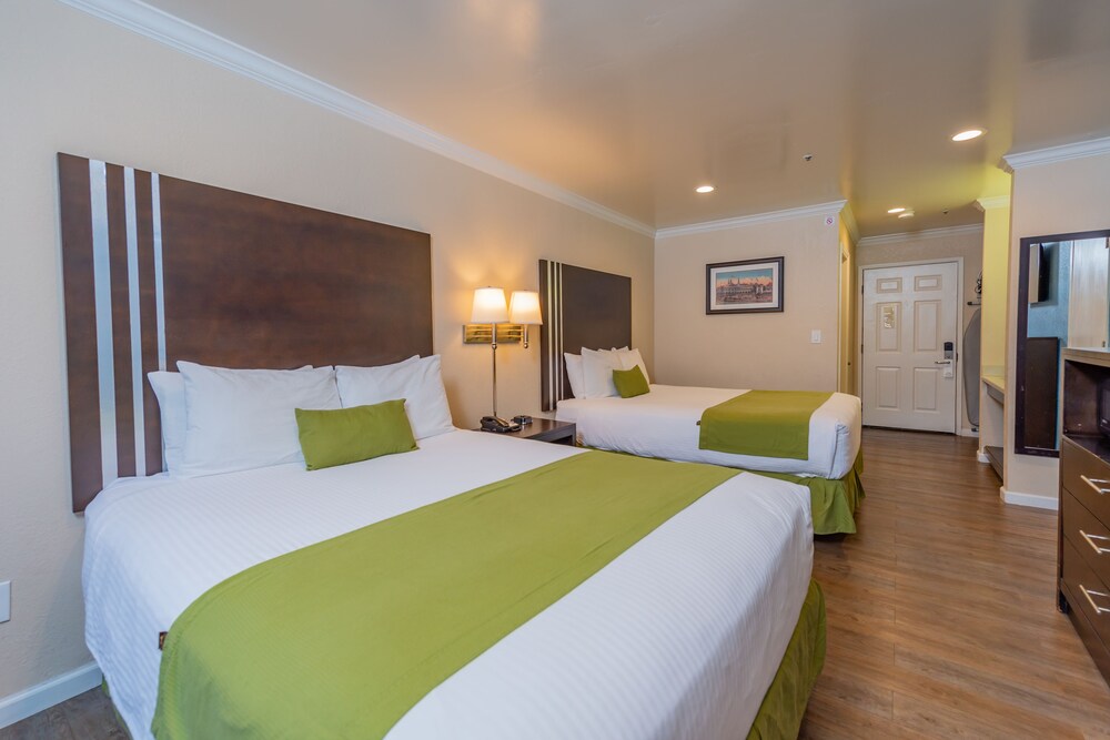 Ocean Pacific Lodge - photo 10