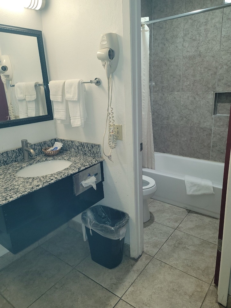 Ranger Inn - photo 20