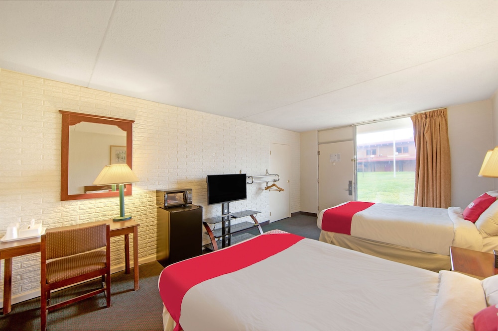 OYO Hotel Doswell Kings Dominion - photo 8