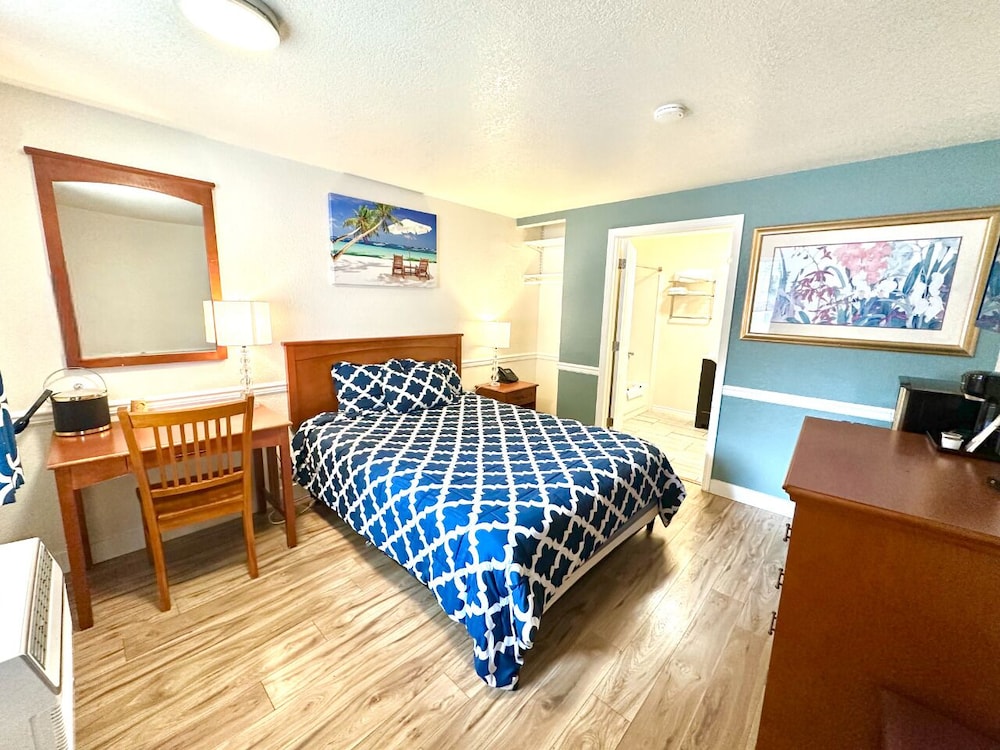 Belfair Motel - photo 9