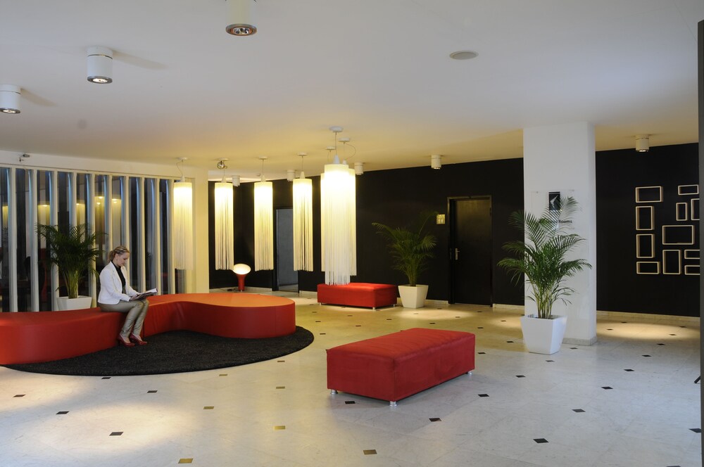 Corbie Mol - carbon neutral hotel in Mol