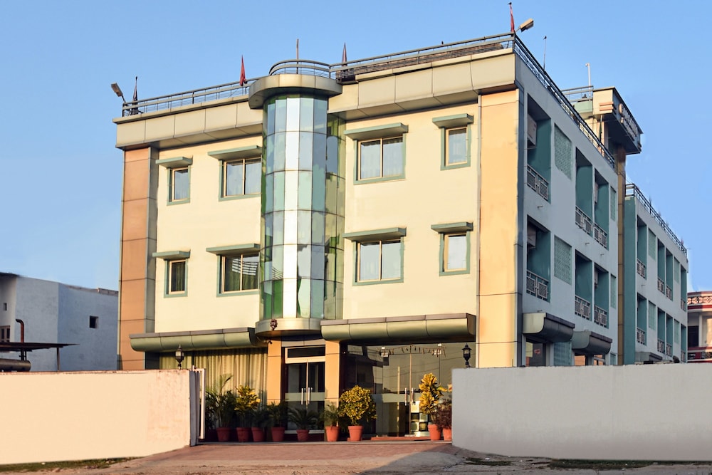 Hotel Gangotri — Haridwar