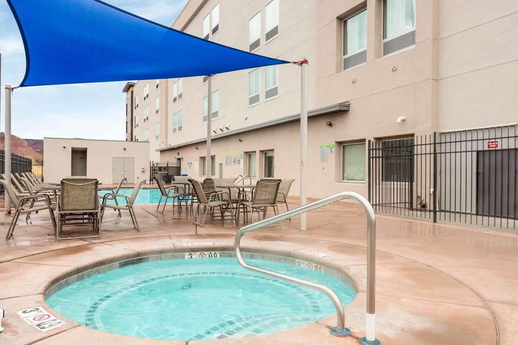 La Quinta Inn & Suites by Wyndham Kanab - photo 11