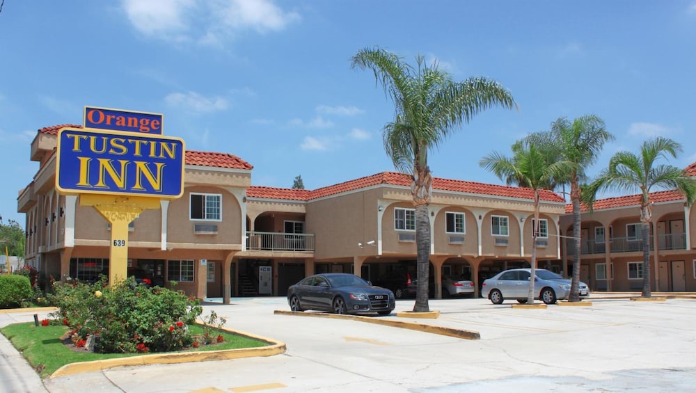 Orange Tustin Inn - photo 2