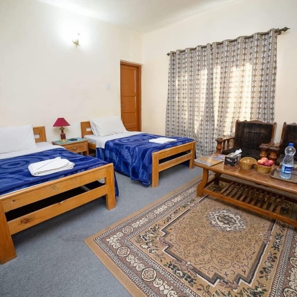 Gulmit Continental Hotel Hunza Valley — Barishal — photo 2