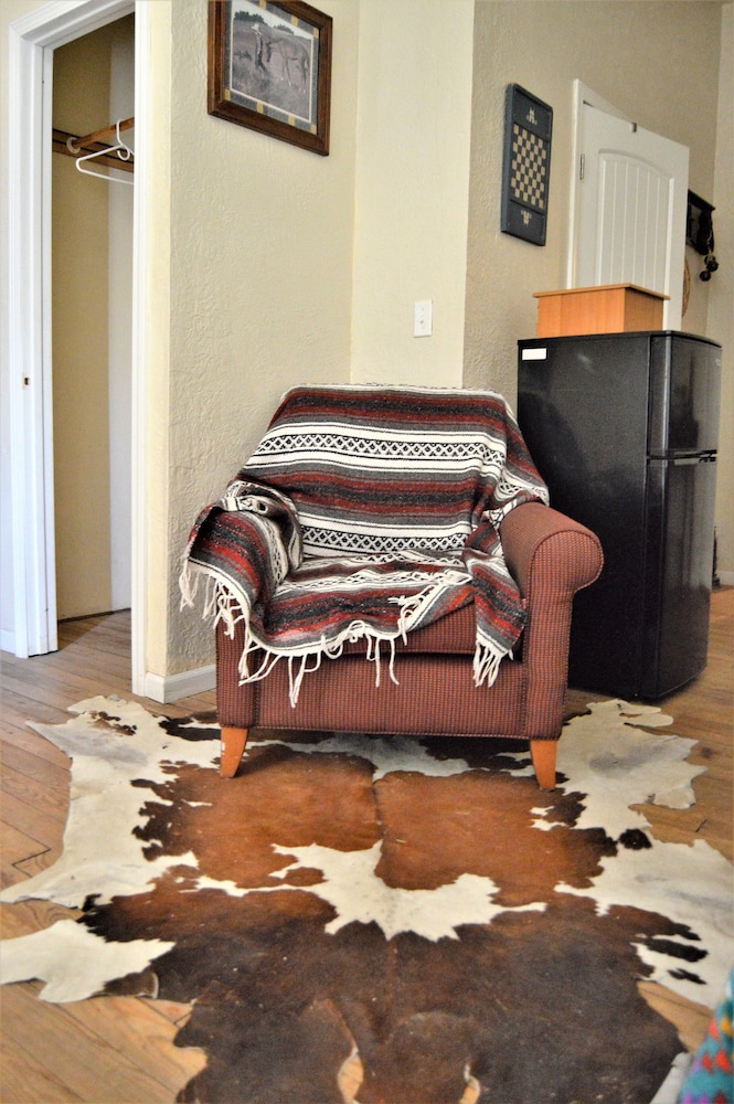 Holly Inn Suites - photo 27