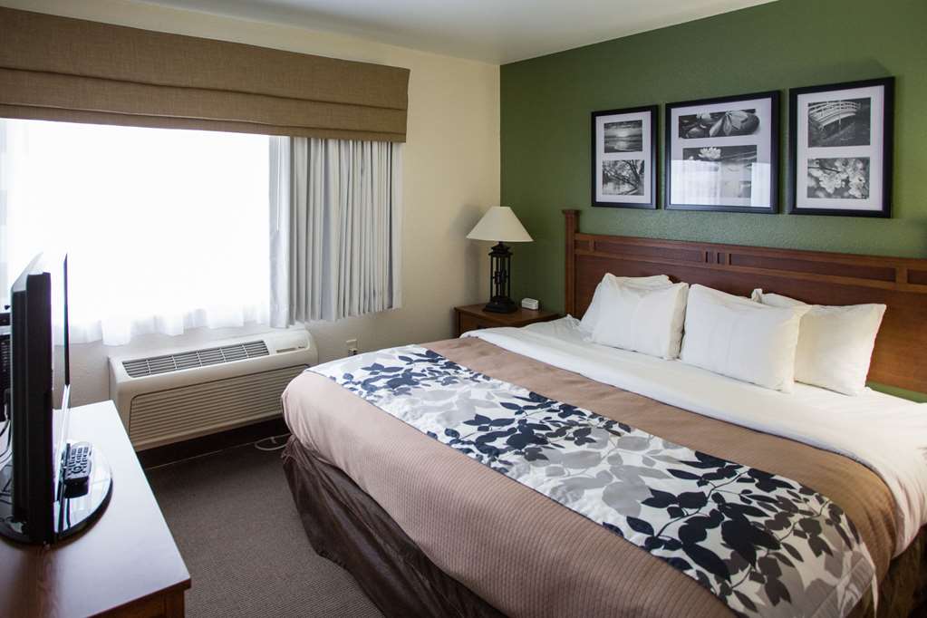 Sleep Inn & Suites Conference Center Eau Claire North - photo 21