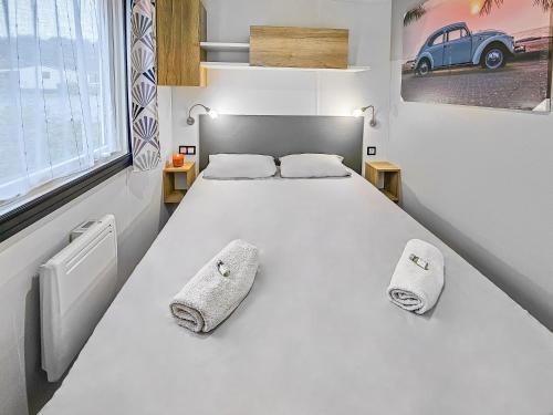 Le Cotin Normand - carbon neutral hotel in Unknown City