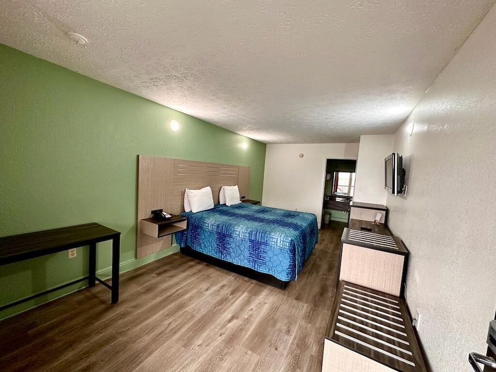 Briarstone Inn Pigeon Forge - photo 22