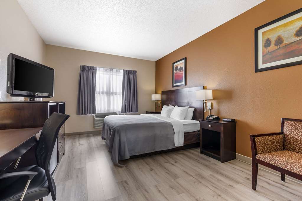 Quality Inn & Suites Wichita Falls I 44 - photo 12