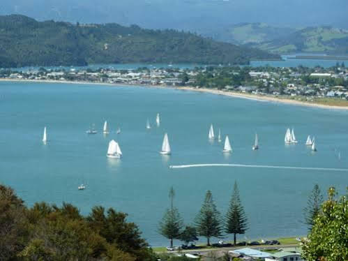 A Room With A View — hotel in Whitianga