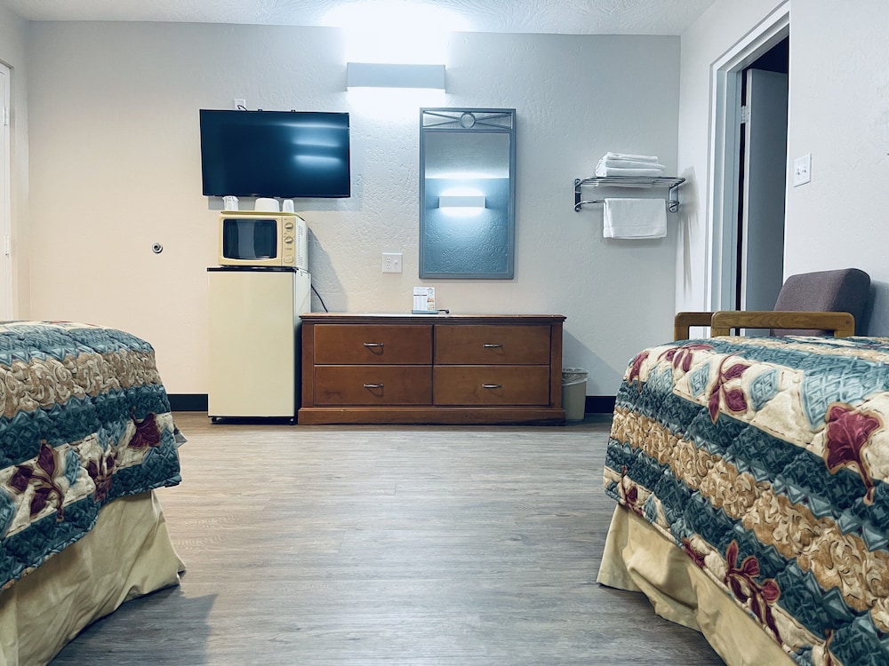 Century 21 Motel - photo 20