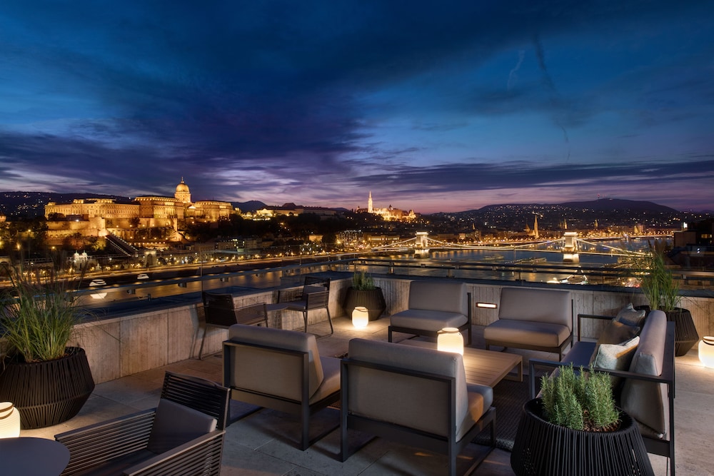 מזון ומשקאות