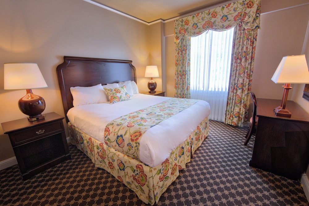 Menger Hotel - photo 10