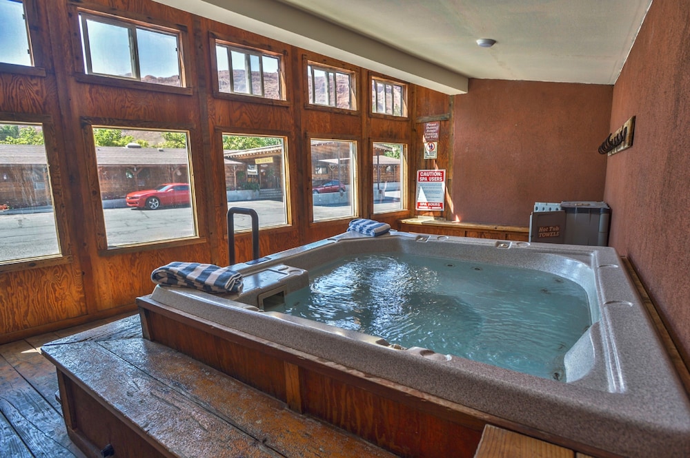 Red Stone Inn - photo 19