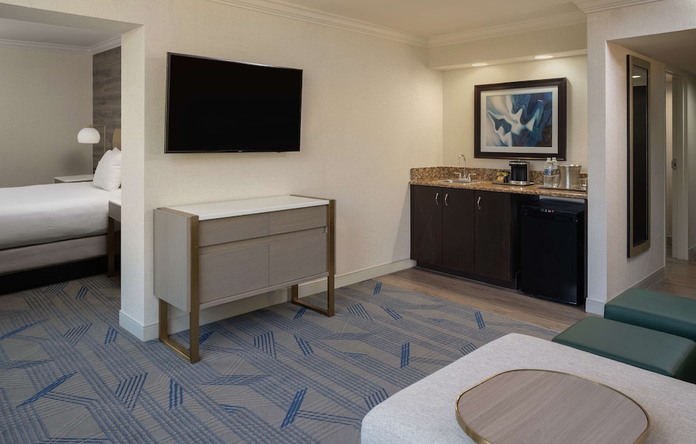 Hilton Durham near Duke University - photo 16