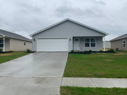 Diamonds are Forever 700 in Middletown, United States