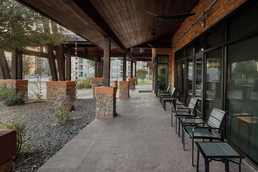 TownePlace Suites by Marriott Hobbs - photo 31