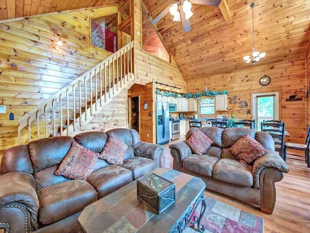 Our Mountain Getaway - photo 2
