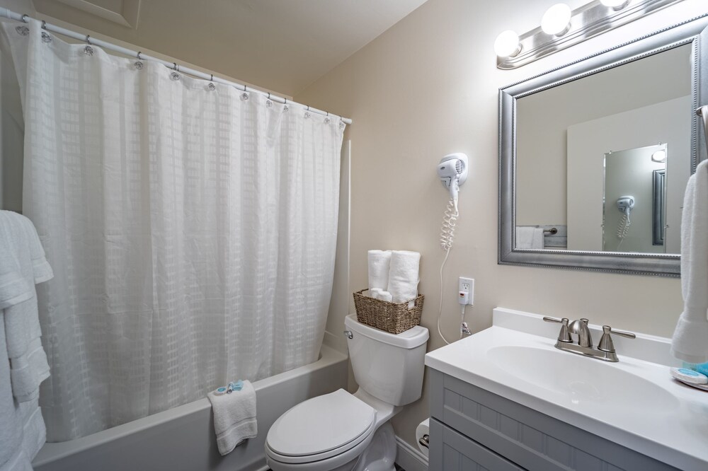 Ocean Glass Inn - photo 55