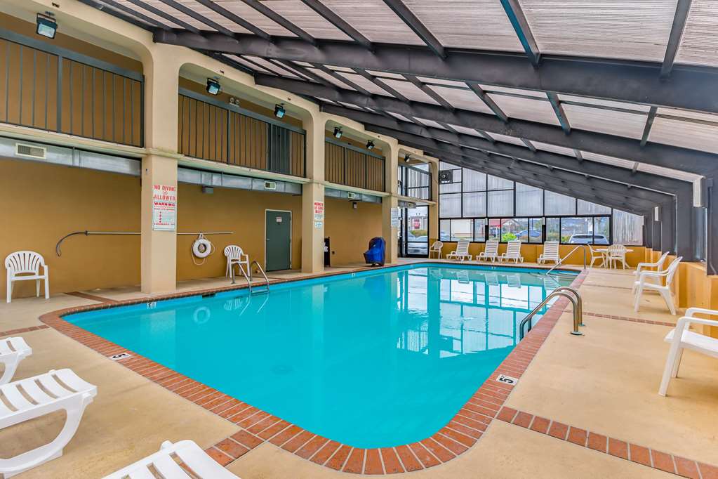 Quality Inn Goodlettsville - photo 27