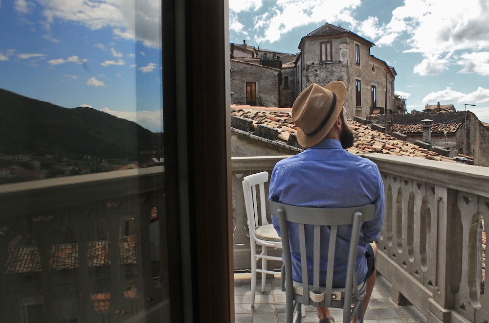 Albergo Merùo — 4-Star Luxury Hotel in Morano Calabro, Italy