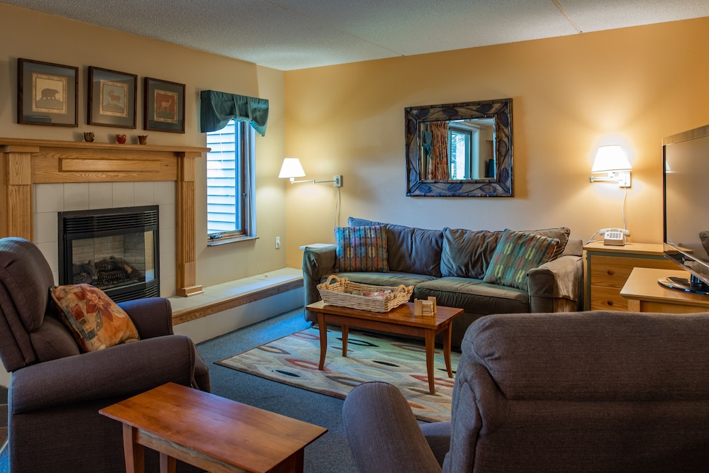 Smugglers' Notch Resort Private Suites - photo 65