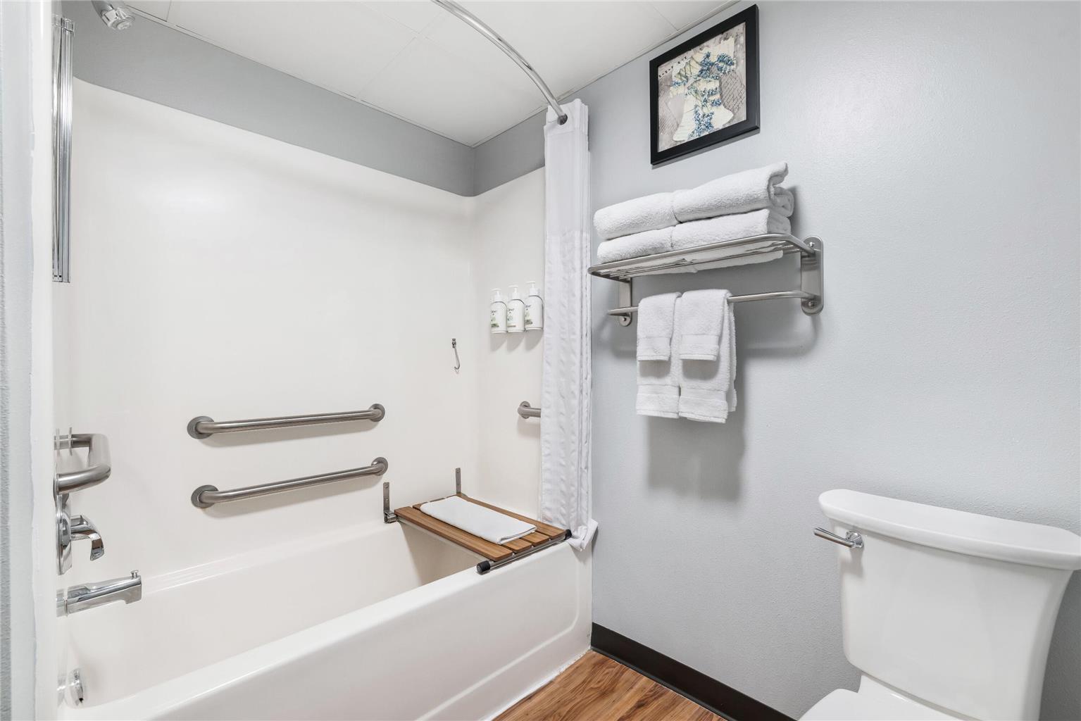 AmericInn by Wyndham Aberdeen Event Center - photo 18
