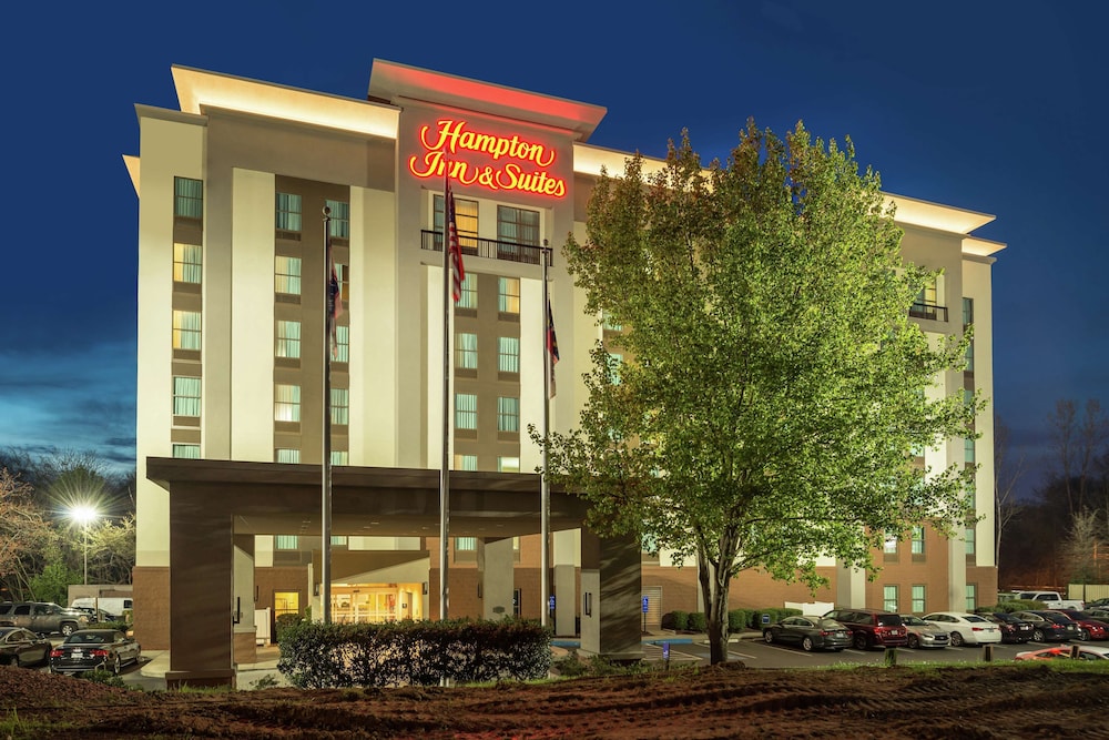 Hampton Inn & Suites Charlotte Arrowood Rd. - photo 2