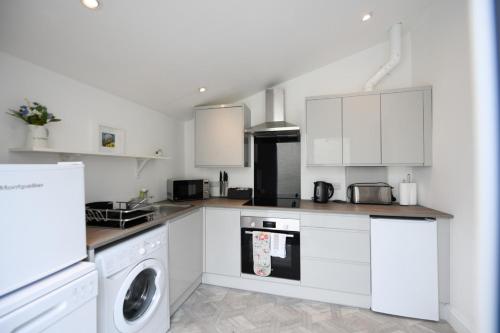 Hunter Links Cottage — 4-Star Luxury Hotel in Prestwick, United Kingdom