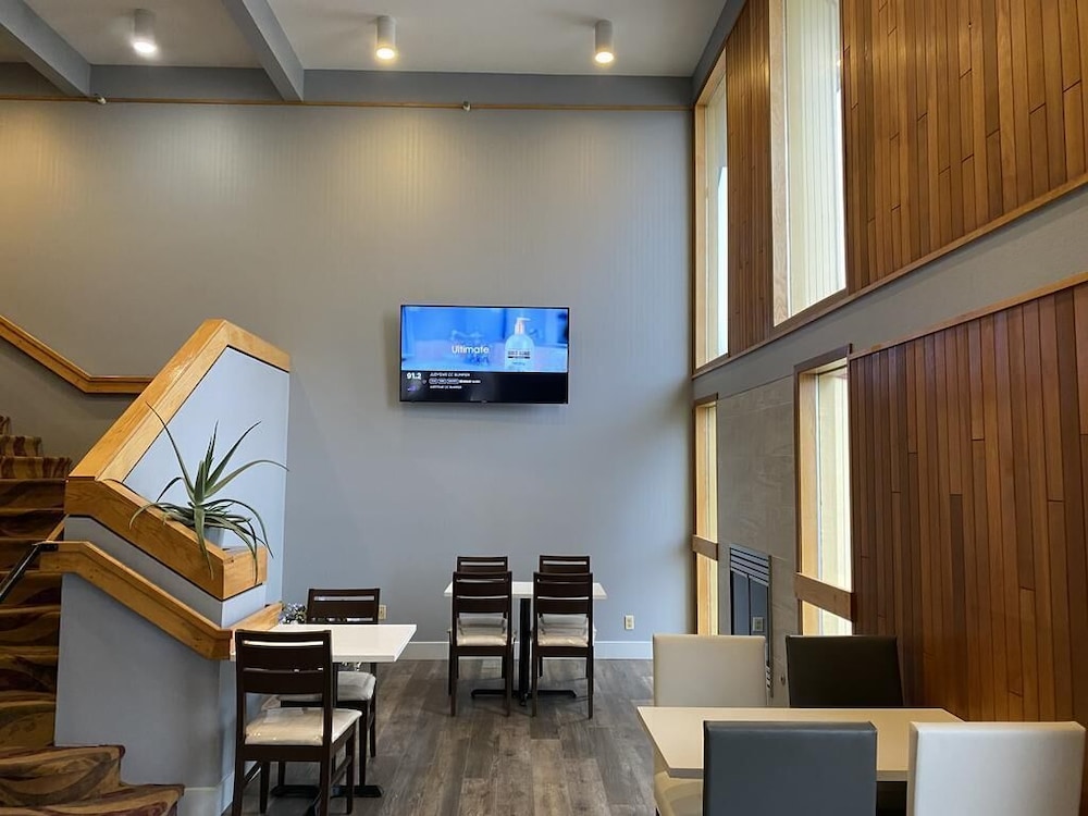 Red Lion Inn & Suites Post Falls - featured photo