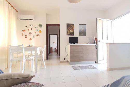 Mancina apartment with balcony — 4-Star Luxury Hotel in San Vito Lo Capo, Italy