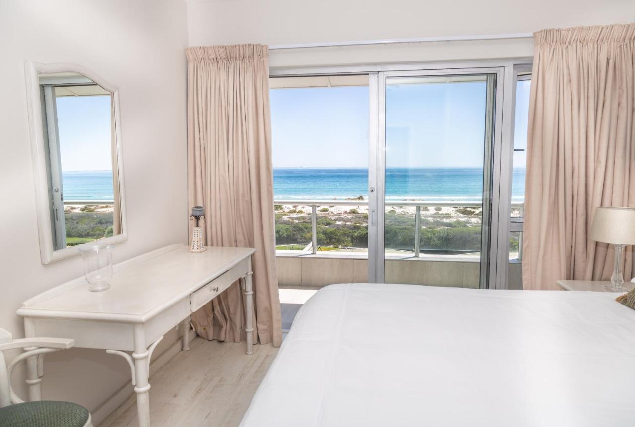 Luxury Private Beachfront 2 Bedroom Dolphin Apartment Blouberg Cape Town