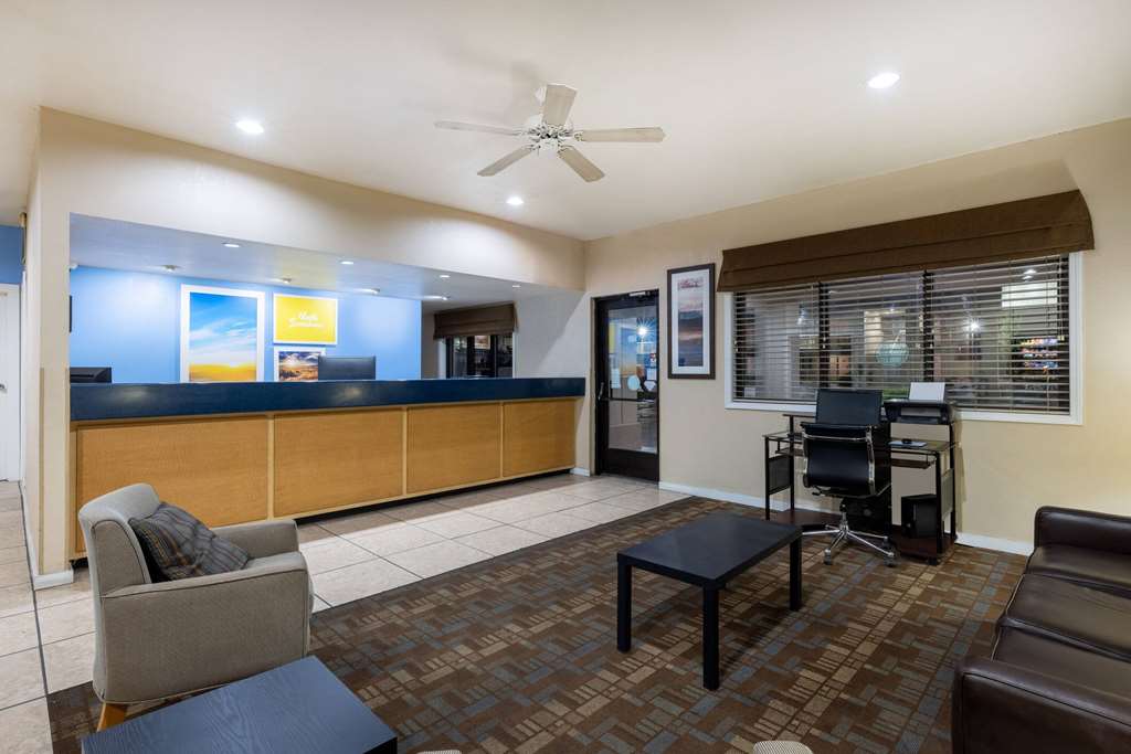 Days Inn by Wyndham Roswell - photo 6