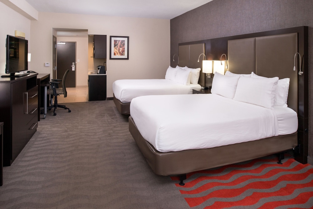 Holiday Inn Express Hotel & Suites Monroe - photo 3