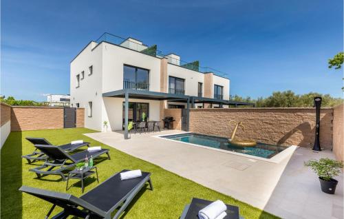 2 Bedroom Stunning Home In Peroj — 5-Star Luxury Hotel in Vodnjan, Croatia
