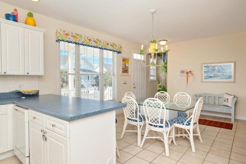 A Bit O'Heaven by Oak Island Accommodations - photo 4
