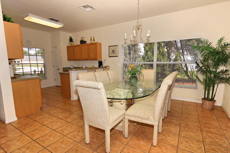 546 Windsor Place The Abbey 5 Bedrooms 3 Bath - photo 16