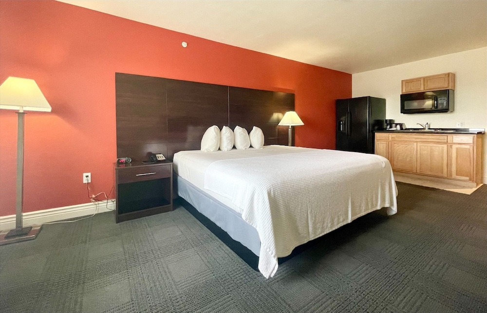 FairBridge Inn & Suites Cuero - photo 9