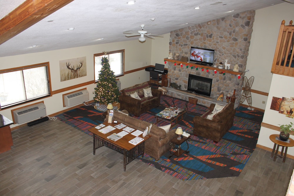 AmericInn by Wyndham West Burlington - photo 55