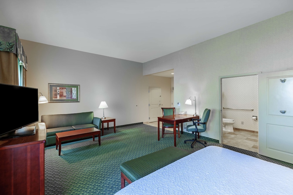 Hampton Inn & Suites El Paso West - photo 24