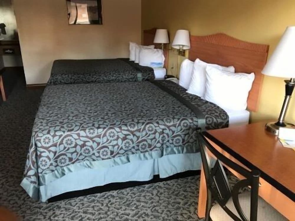 Sierra Inn Near Fort Huachuca AZ - photo 13