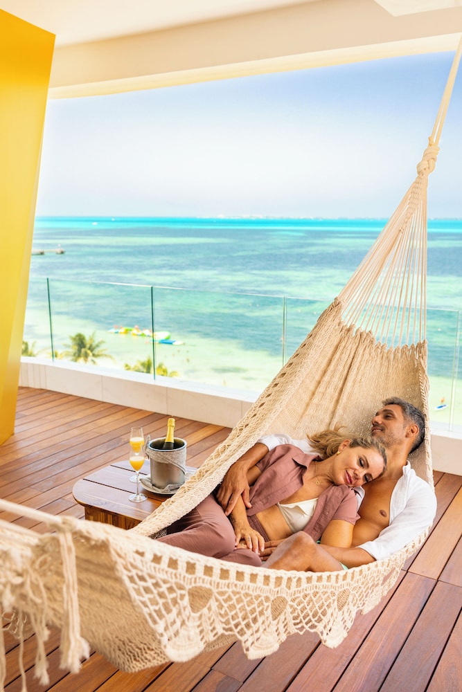 Beach/ocean view