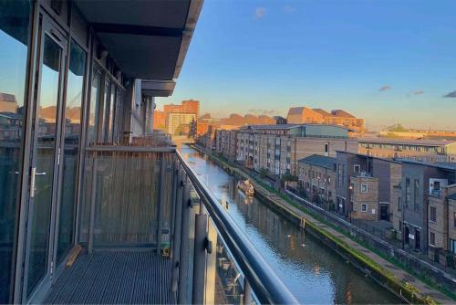 Canal Room - last minute hotel in London