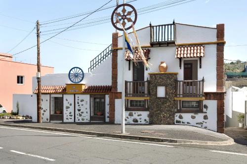 Casa Los Diablitos — 4-Star Luxury Hotel in San Juan De La Rambla, Spain